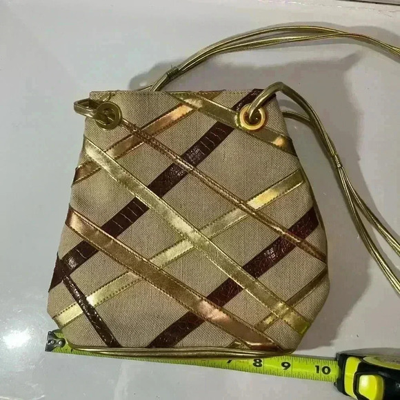 Moda Attiva gold, leather strips, and fabric crossbody bag - Picture 10 of 11